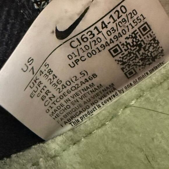 Nike Free Metcon White/Hyper Jade Women Running Sneakers - SZ 7 - Picture 12 of 12